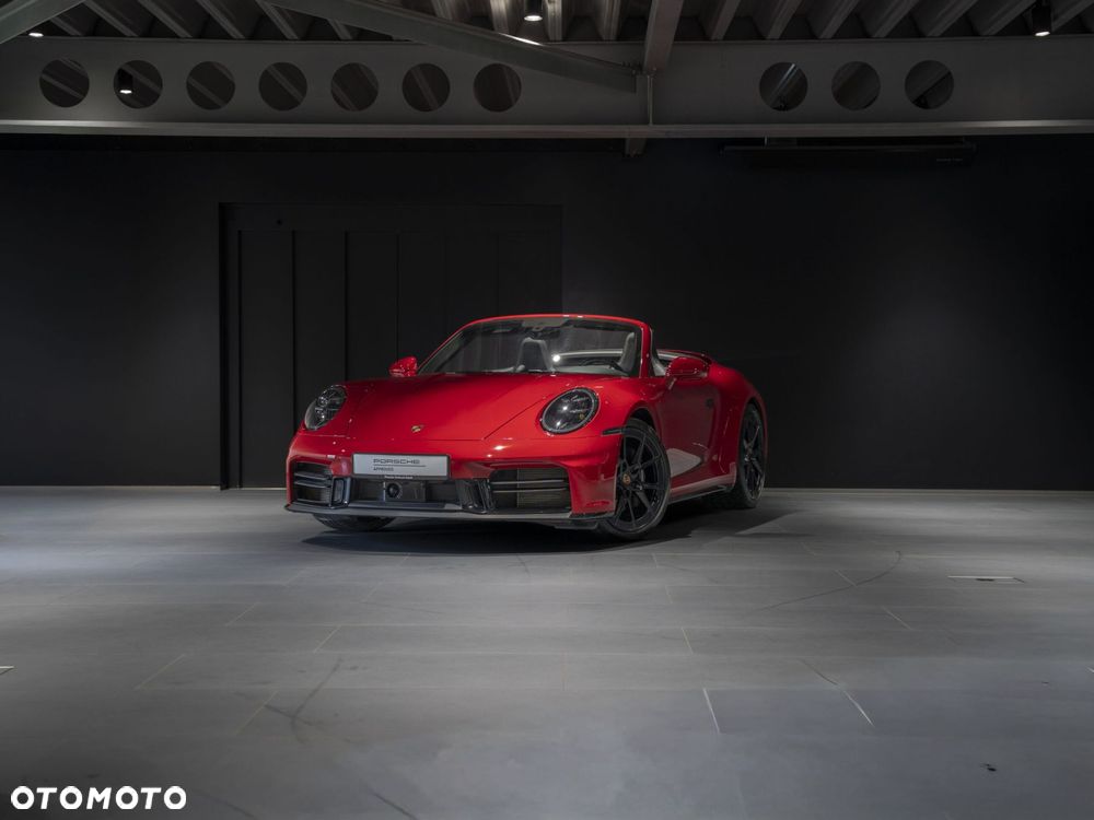 Porsche 911 Carrera - 1