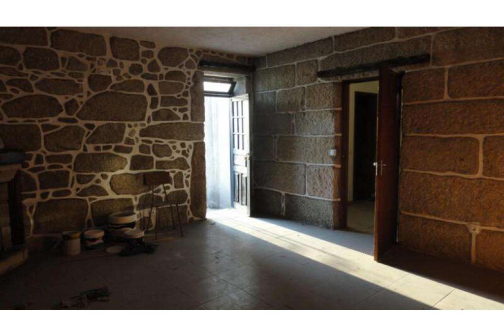 Andar/Moradia T2 - C/Garagem - V. N. Anha - Grande imagem: 3/8