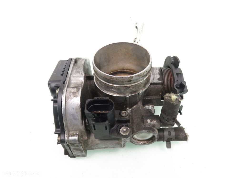 PRZEPUSTNICA SEAT TOLEDO II 1.6 06A133064J - 1
