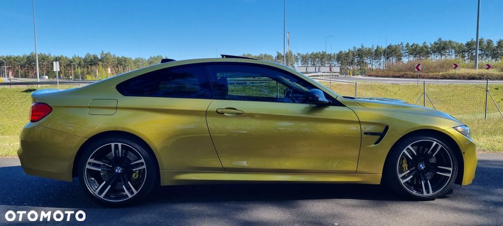 BMW M4 - 4