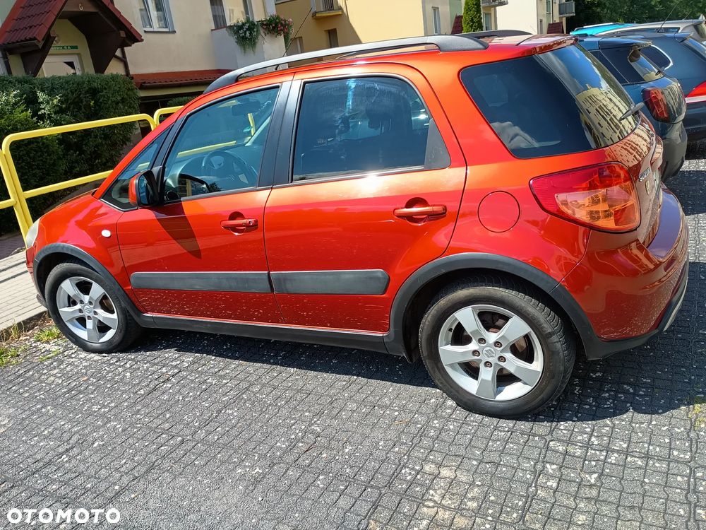 Suzuki SX4 1.6 Comfort - 1