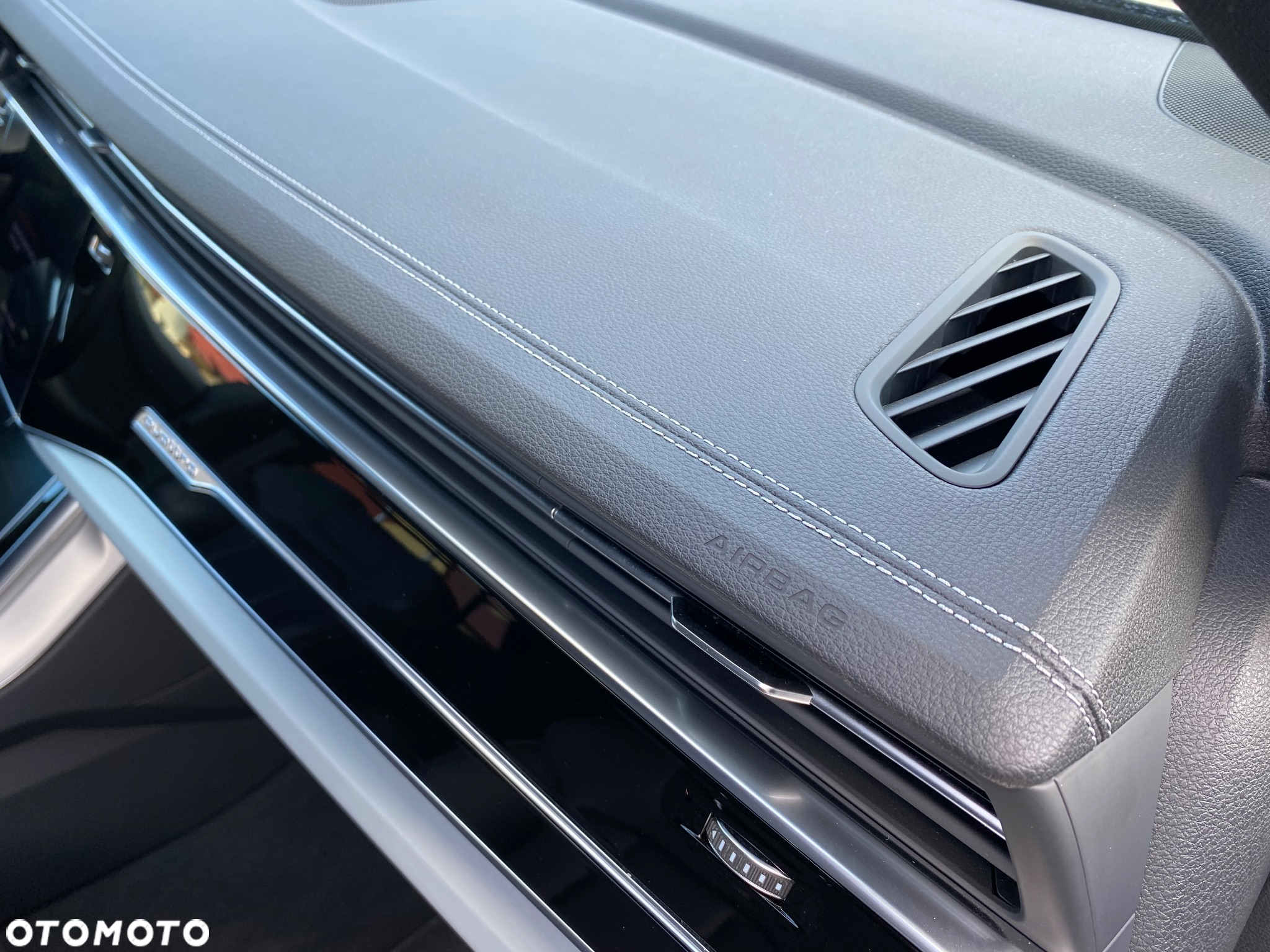 Audi Q8 55 TFSI quattro tiptronic - 22