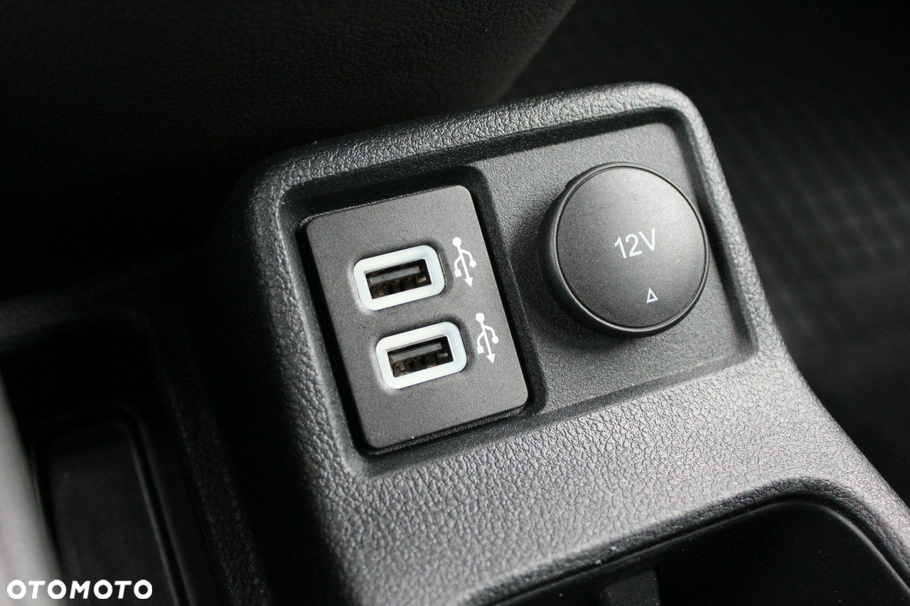Ford Transit Connect - 27