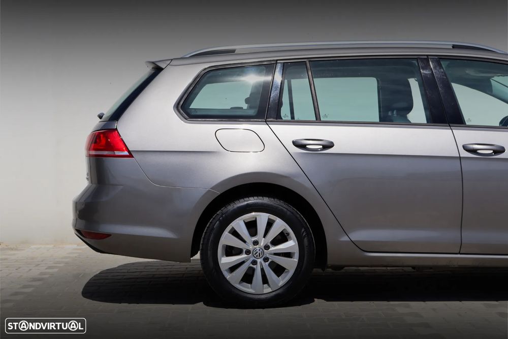 VW Golf Variant 1.6 TDi Confortline - 6