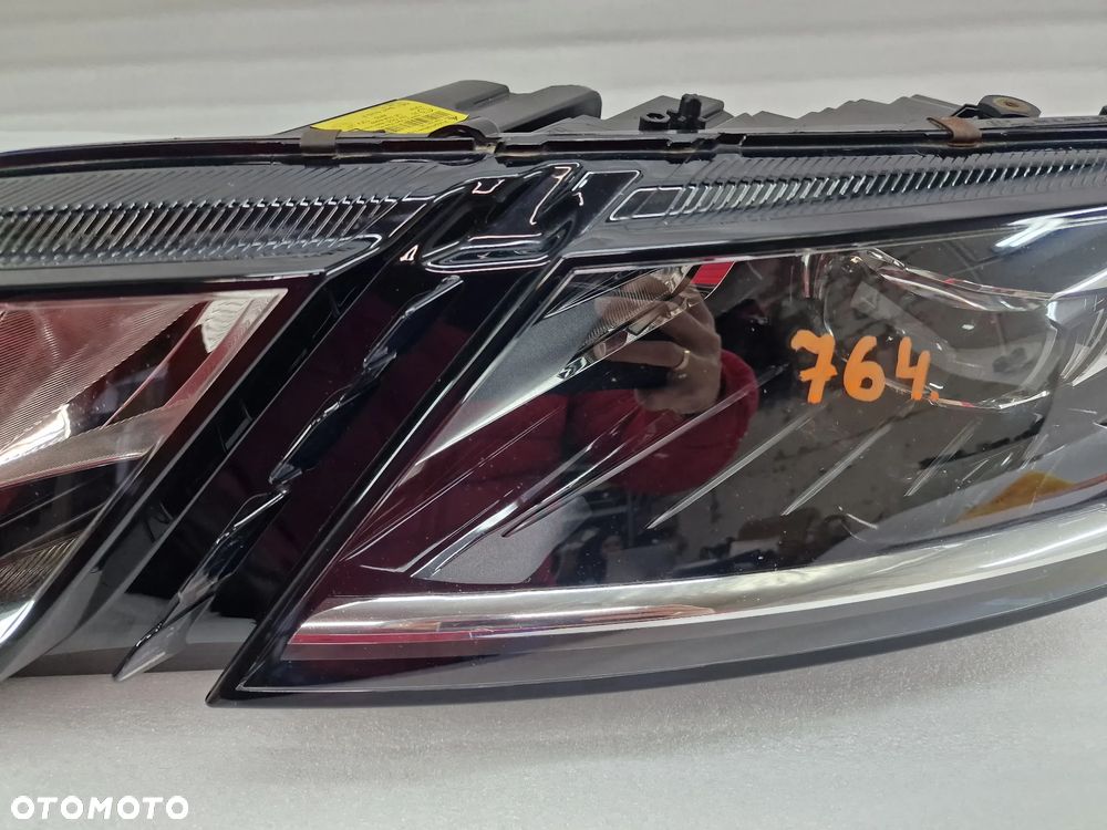 SKODA OCTAVIA III LIFT 5E0 16- LEWA LAMPA PRZEDNIA PRZÓD FULL LED FULLLED , NR 5E1941015F / 5E1941015 F , ŁADNA , NIEUSZKODZONA , NR AUKCJI LA764 - 6