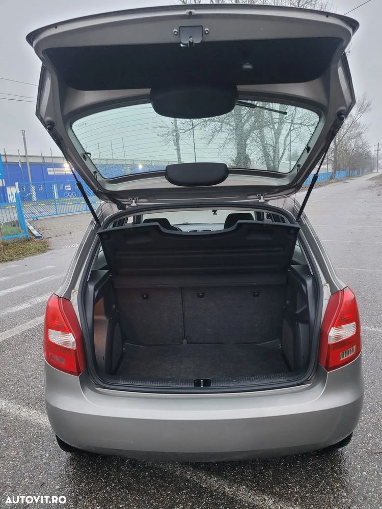 Skoda Fabia - 6