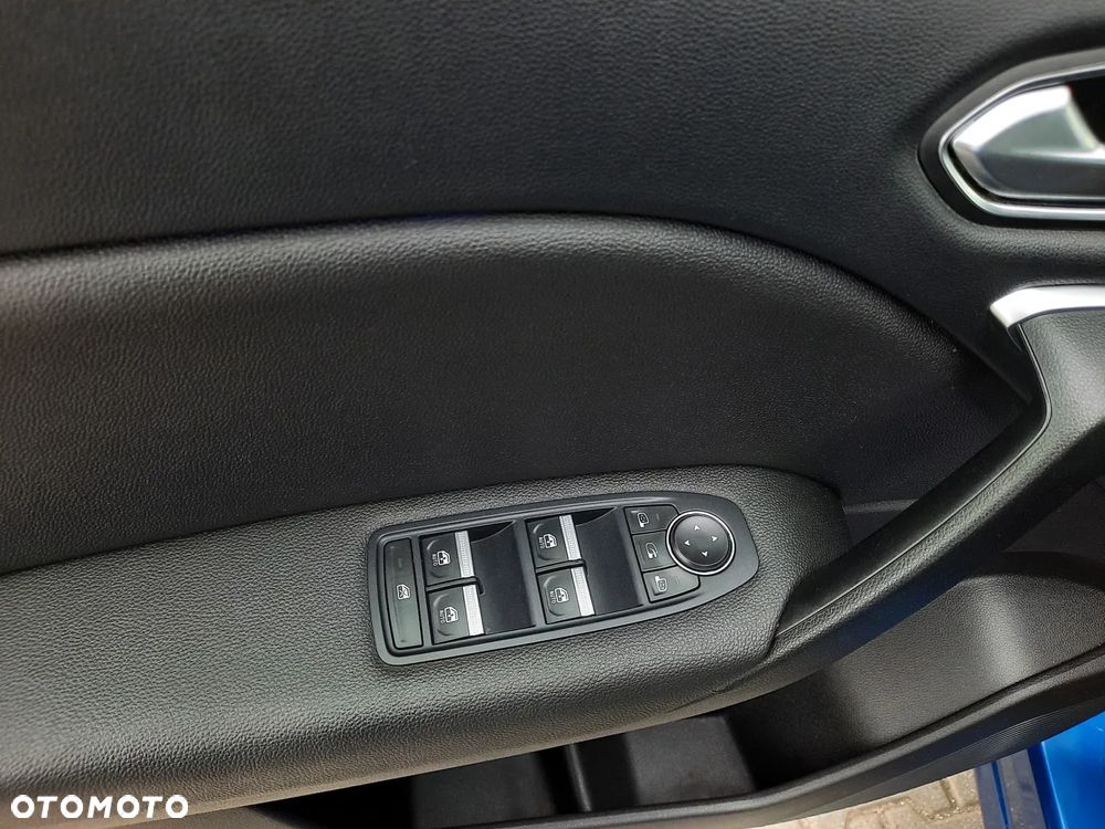 Renault Captur BLUE dCi 115 EDC INTENS - 16