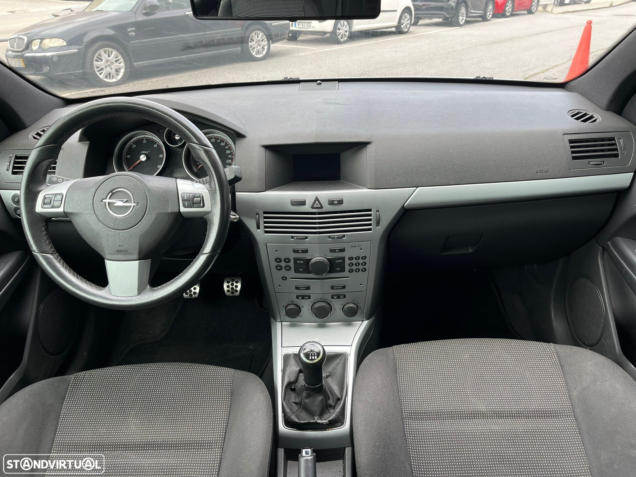 Opel Astra GTC 1.3 CDTi - 8