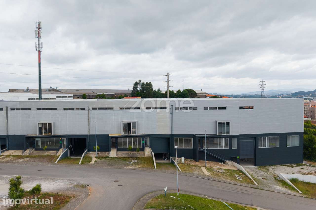 Pavilhão Industrial novo com 1031,68 m² em Santo Tirso - C - Grande imagem: 3/20