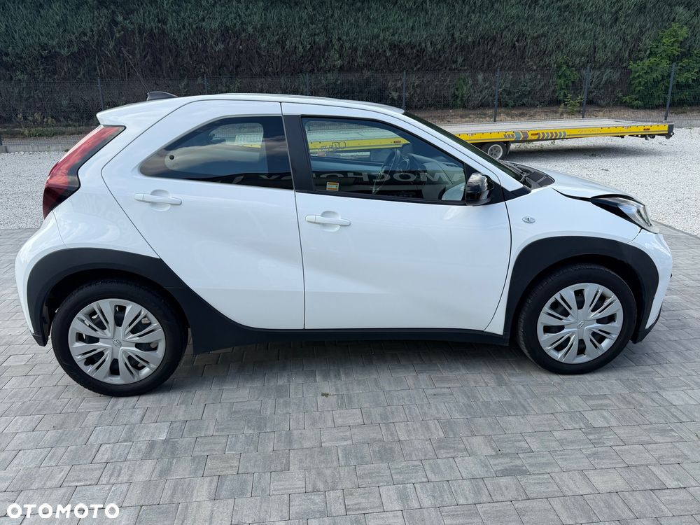 Toyota Aygo X 1.0 VVT-i Comfort CVT - 4
