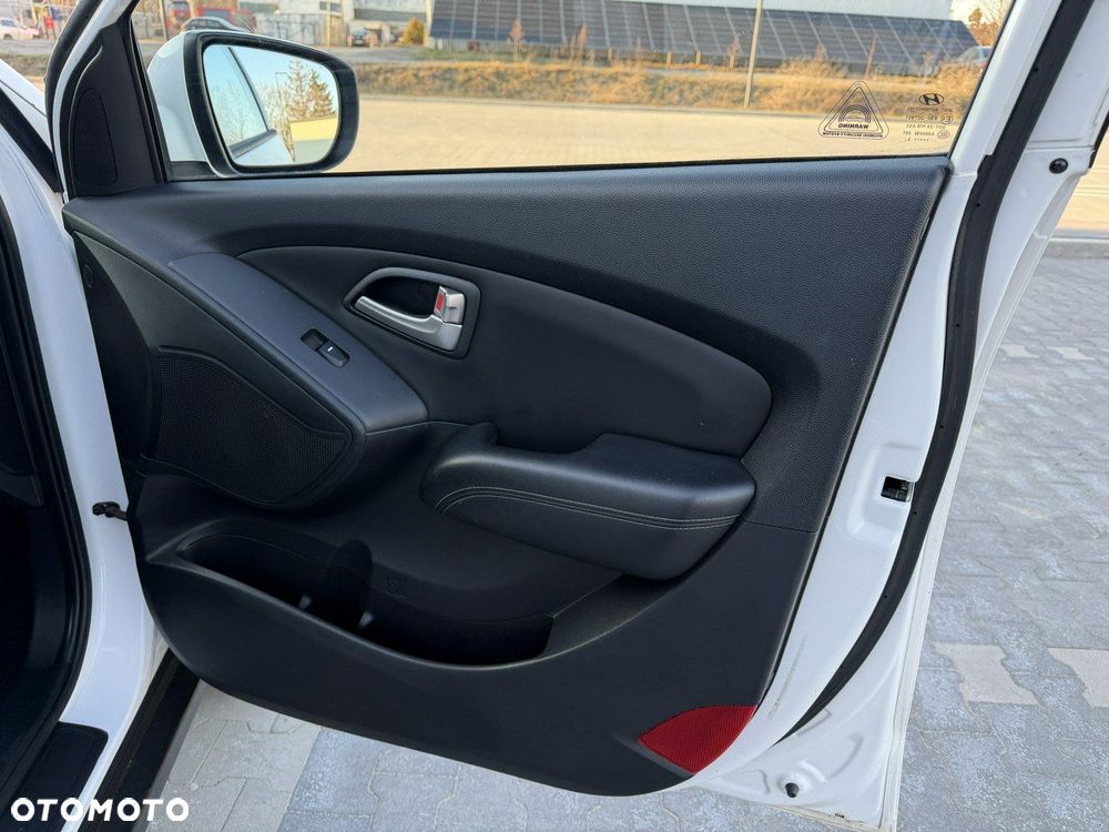 Hyundai ix35 1.7 CRDi 2WD Comfort - 32