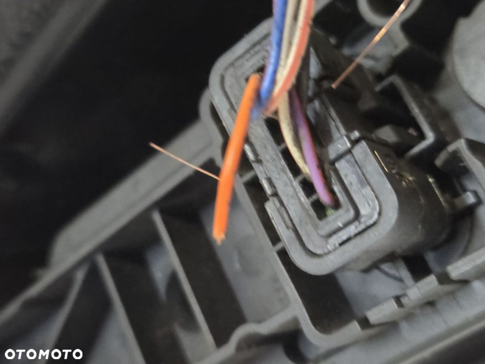 LAMPA LEWA TYLNA OPEL MOVANO B II - 10