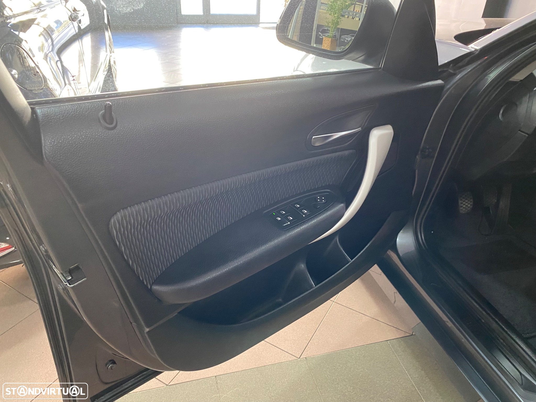 BMW 116 d EfficientDynamics - 16