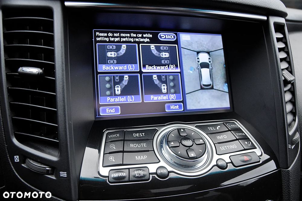 Infiniti QX70 3.0d S - 16