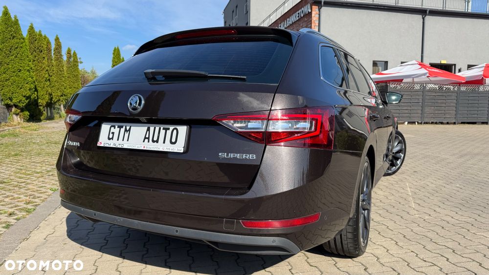 Skoda Superb 2.0 TDI DSG Style - 15