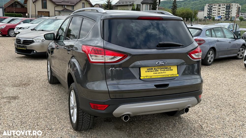 Ford Kuga 2.0 TDCi 4WD Powershift Titanium - 8