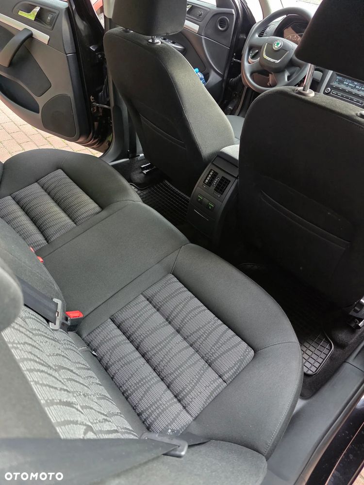 Skoda Octavia 1.6 Elegance - 20