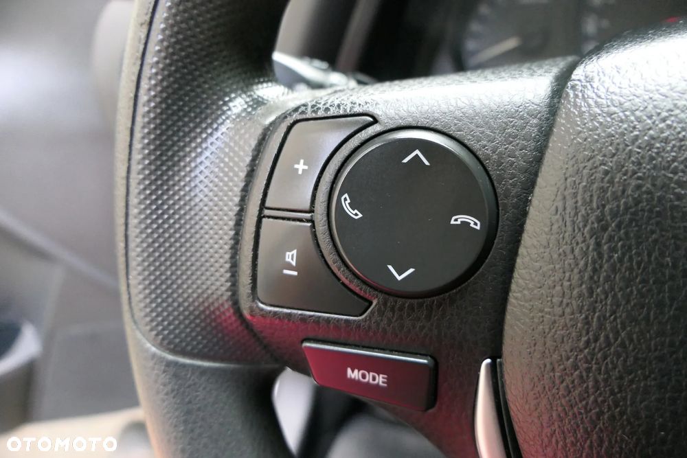 Toyota Auris 1.33 VVT-i Active - 21