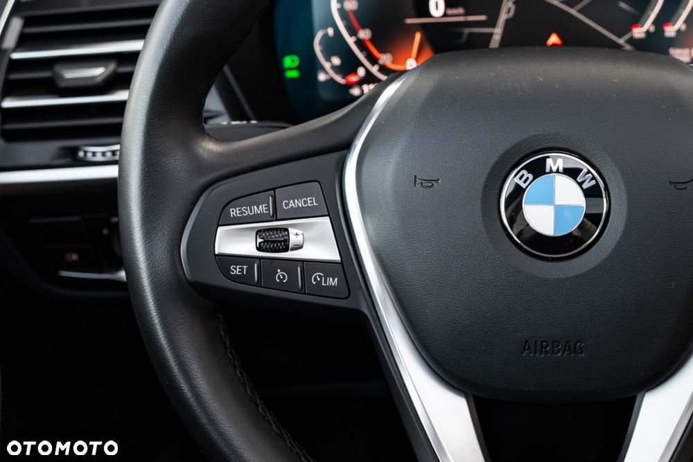 BMW X3 sDrive18d Advantage - 19