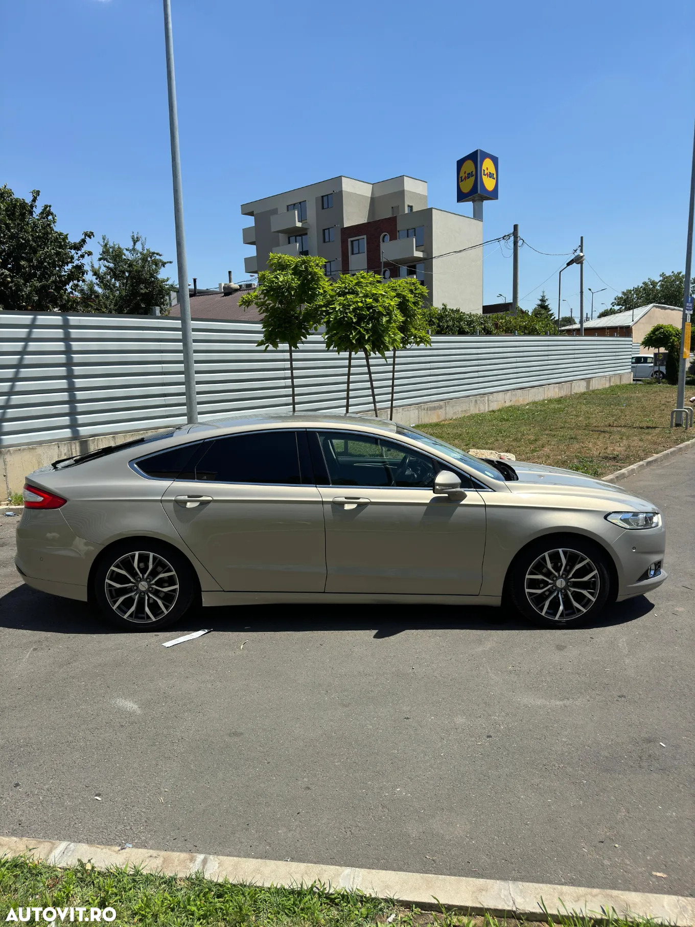 Ford Mondeo 1.5 TDCi ECOnetic Start-Stopp Trend - 4