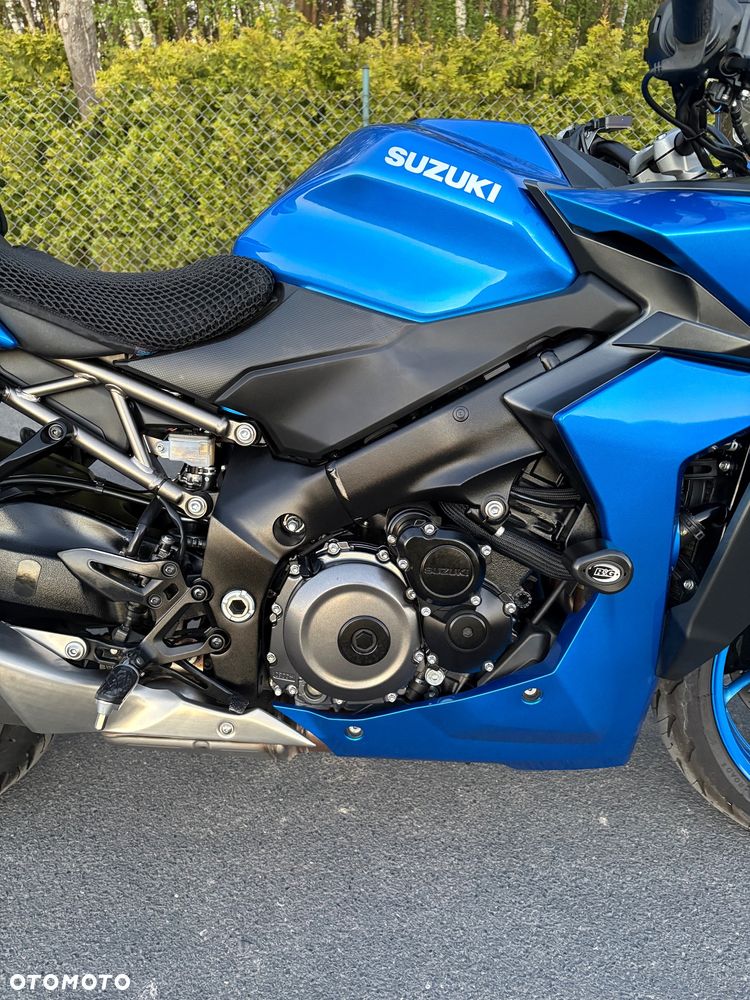 Suzuki GSX 1000 - 7