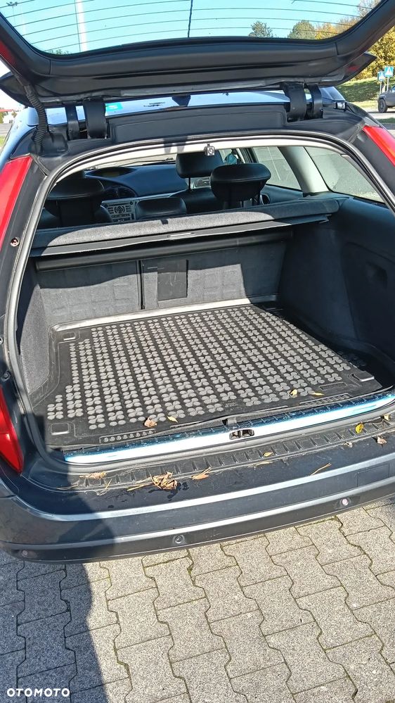 Citroën C5 II 2.0 HDi SX - 12