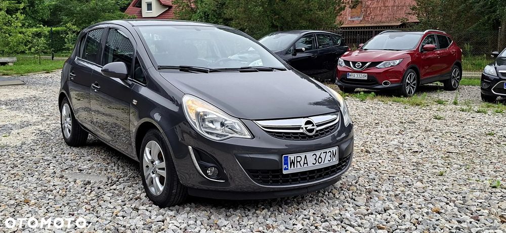 Opel Corsa 1.4 16V Innovation - 11
