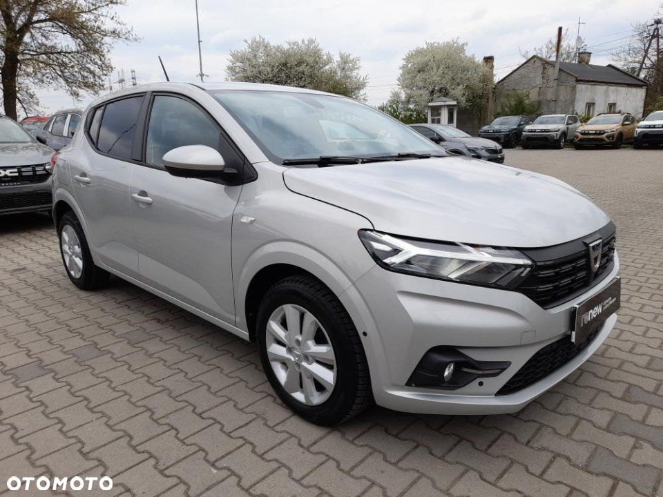Dacia Sandero - 4