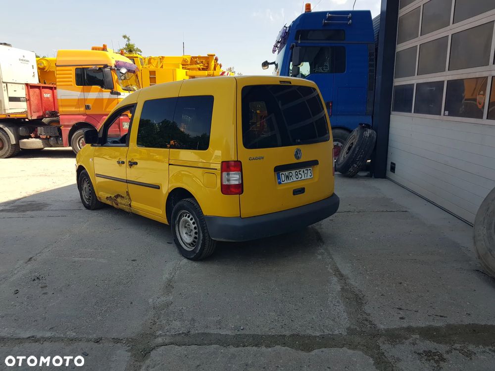 Volkswagen Caddy - 2