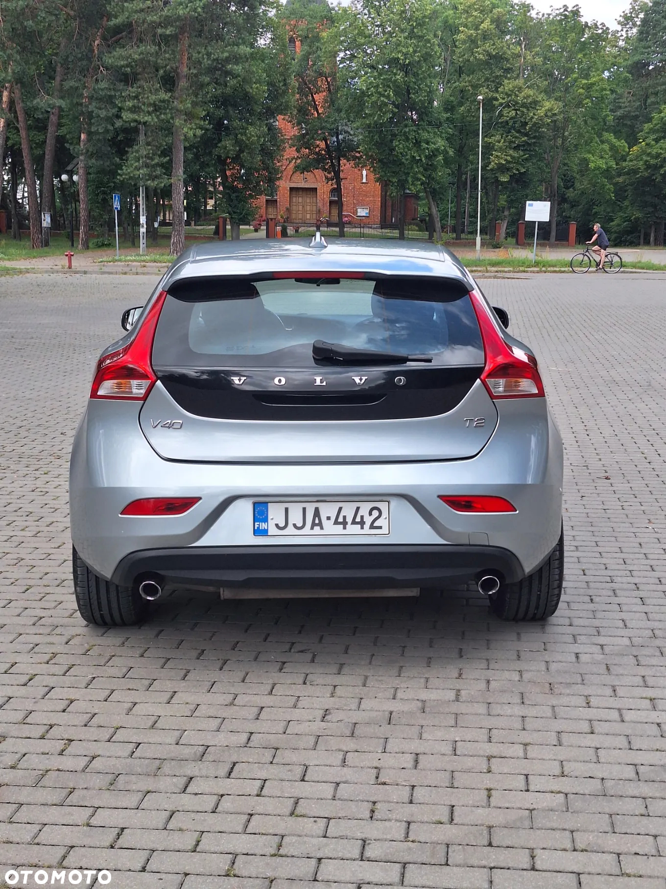 Volvo V40 T2 Momentum - 5