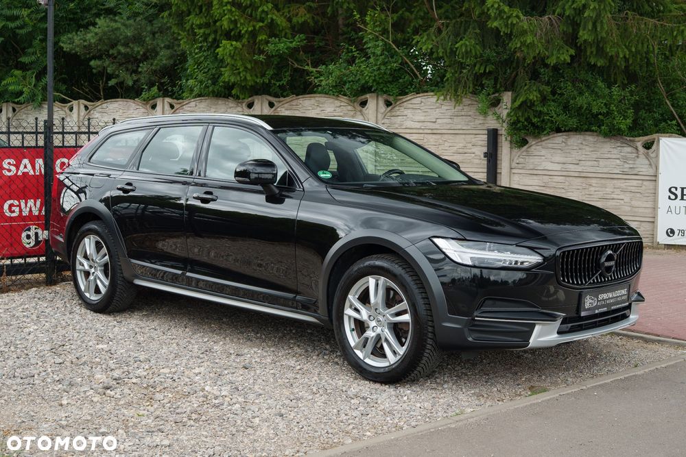 Volvo V90 Cross Country D4 AWD Geartronic Pro - 35