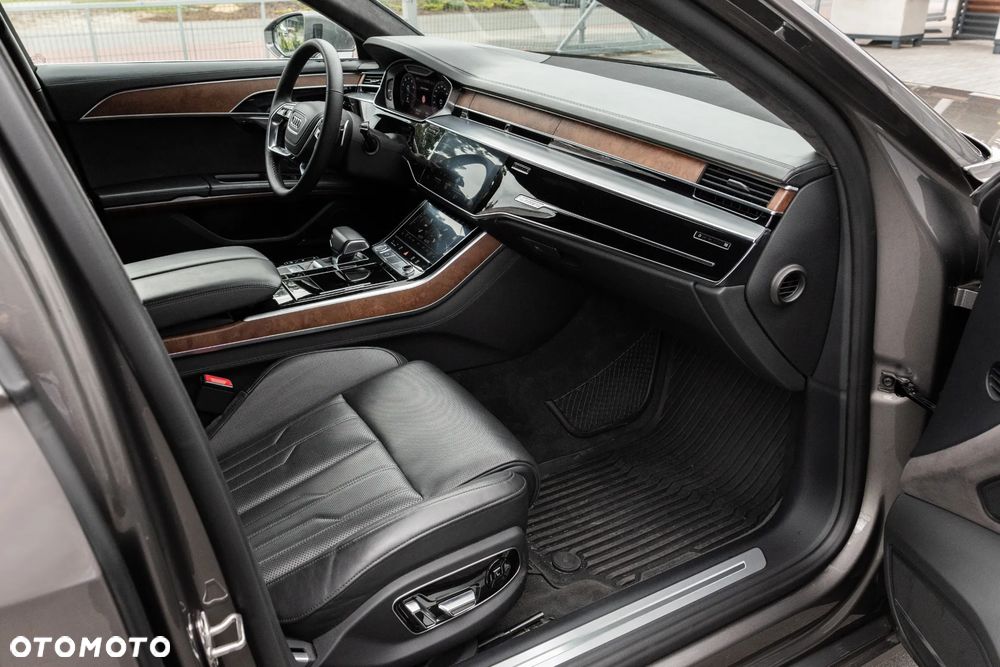 Audi A8 L 55 TFSI mHEV Quattro Tiptr - 13
