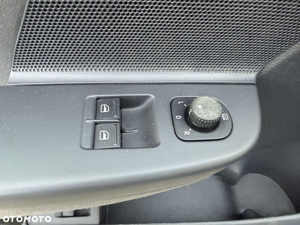 Volkswagen Golf 1.6 United - 15