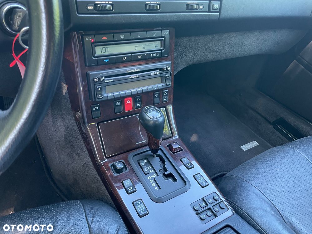 Mercedes-Benz SL 320 - 11
