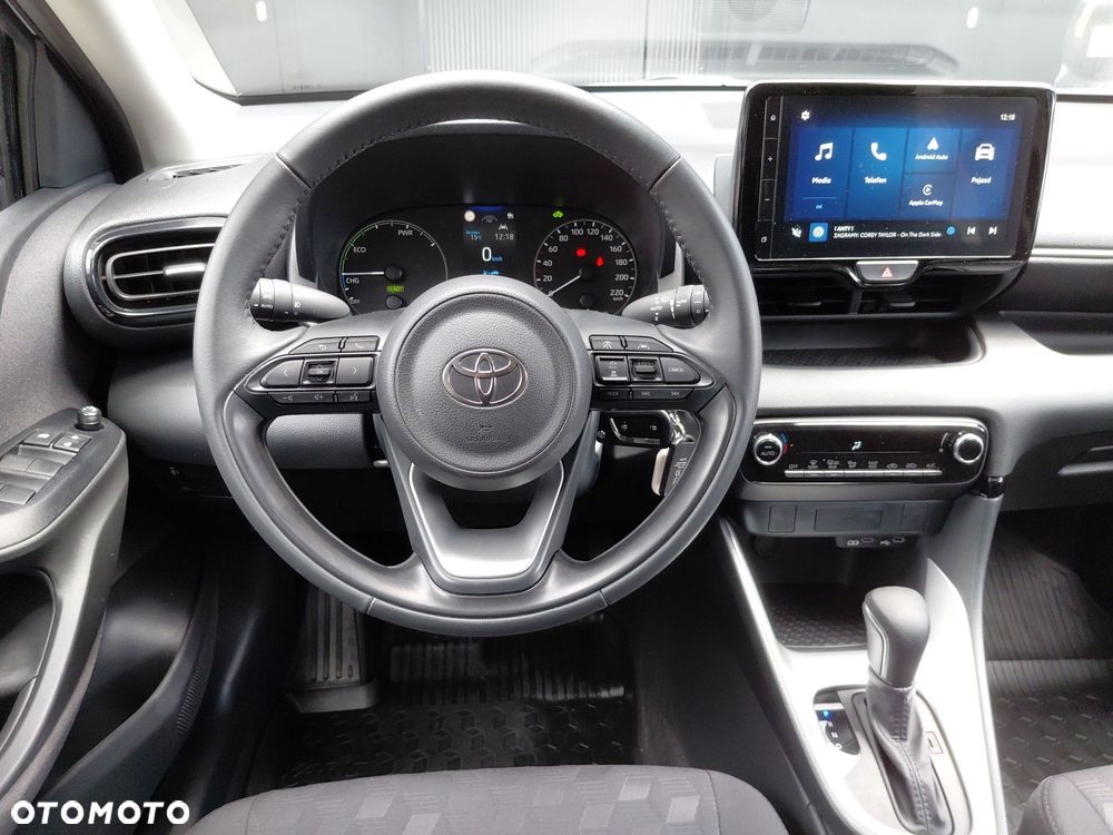 Toyota Yaris - 12