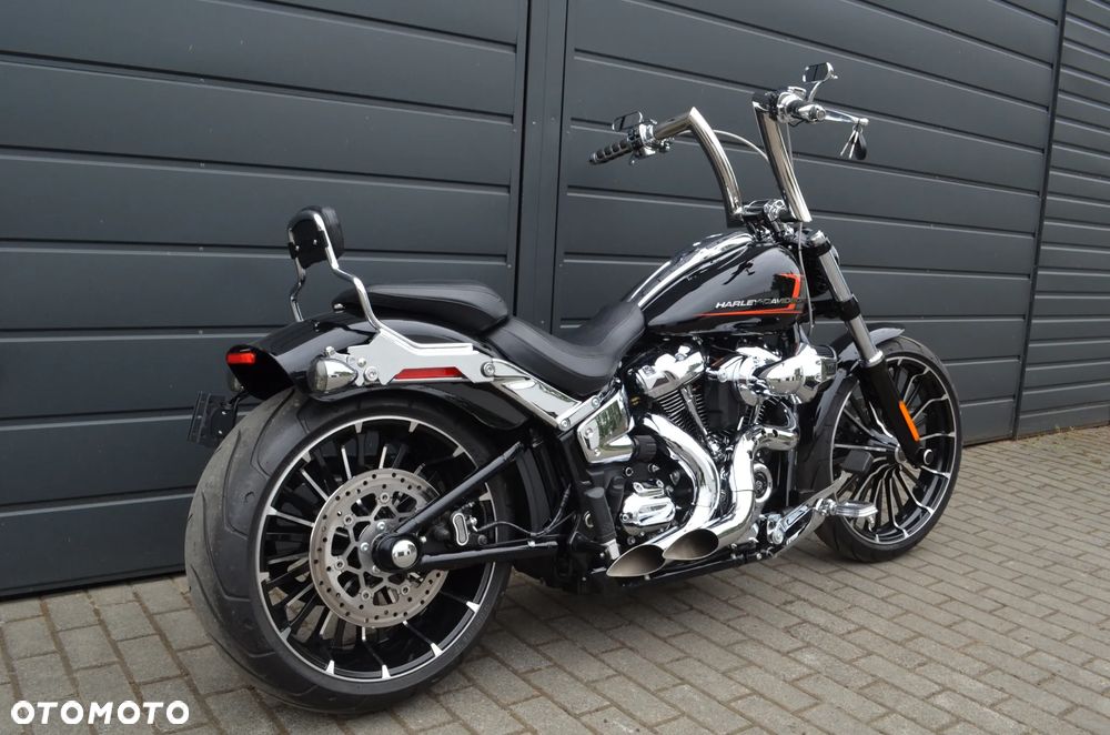 Harley-Davidson FXSB Breakout - 4