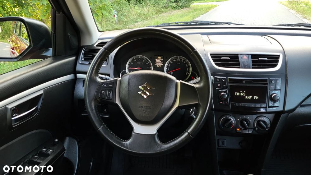 Suzuki Swift - 14
