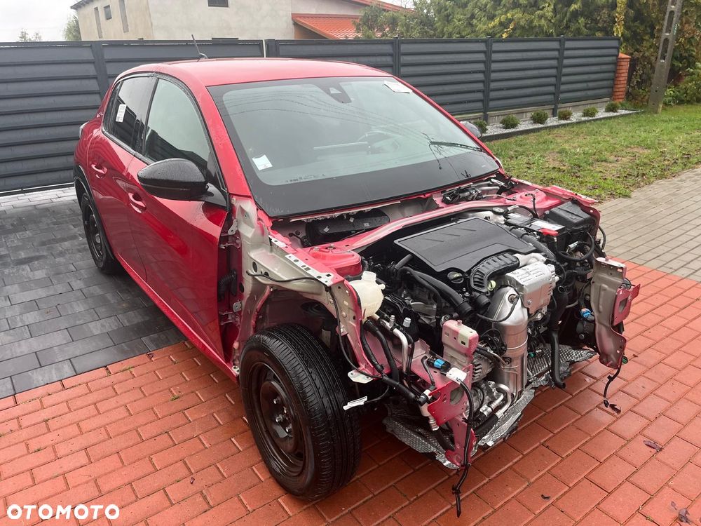 Peugeot 208 1.2 PureTech GPF Allure S&S - 3