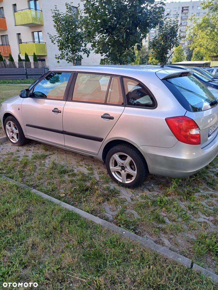 Skoda Fabia 1.6 TDI DPF Classic - 3