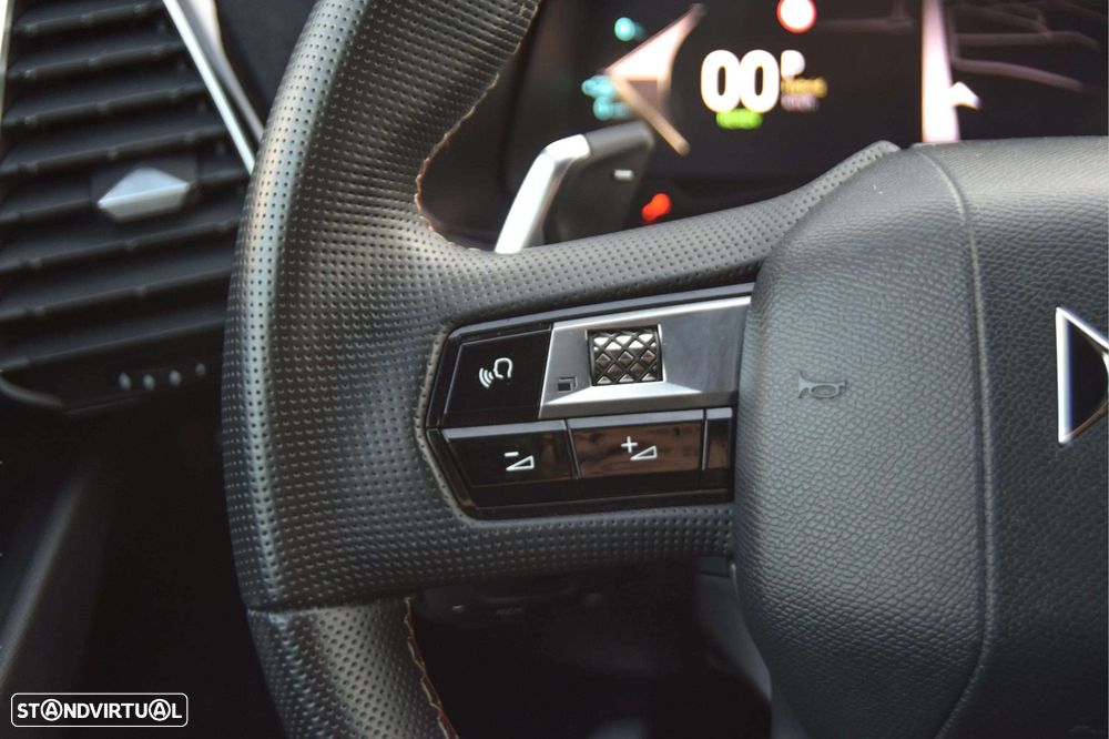 DS DS7 Crossback E-Tense Performance Line EAT8 - 25