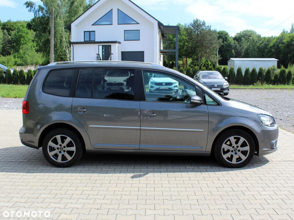 Volkswagen Touran 2.0 TDI DPF Highline DSG - 5