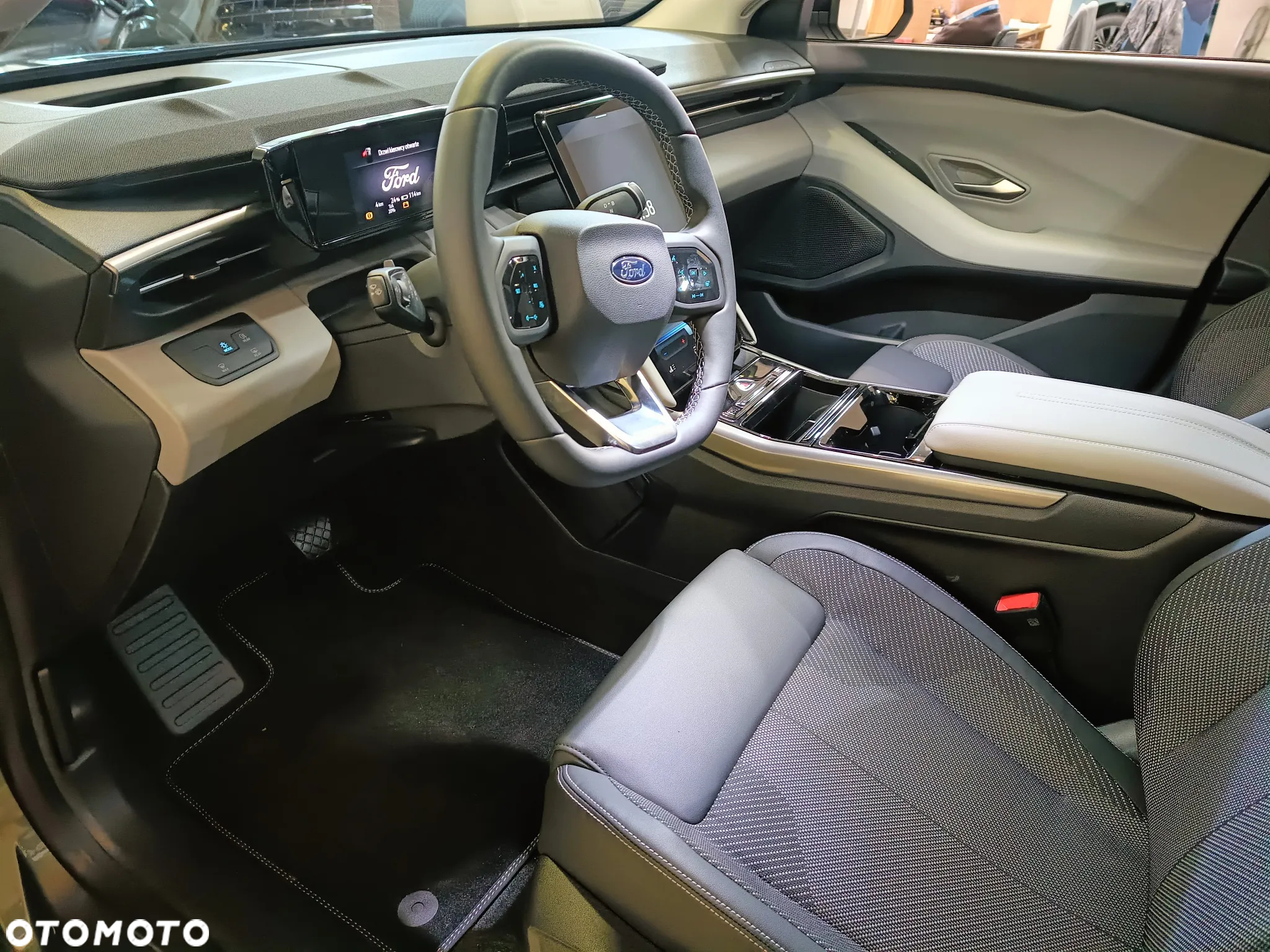 Ford Explorer 77kWh RWD - 7