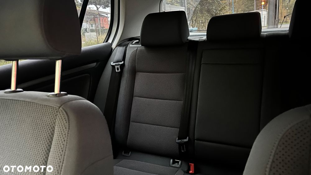 Volkswagen Golf V 1.6 FSI Comfortline Tiptr - 18