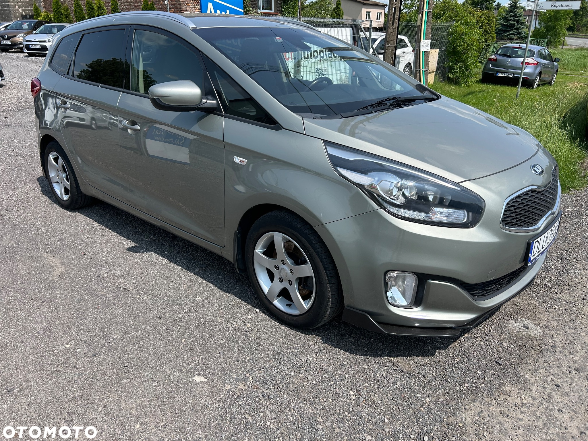 Kia Carens 1.6 GDI L 7os EU6 - 4
