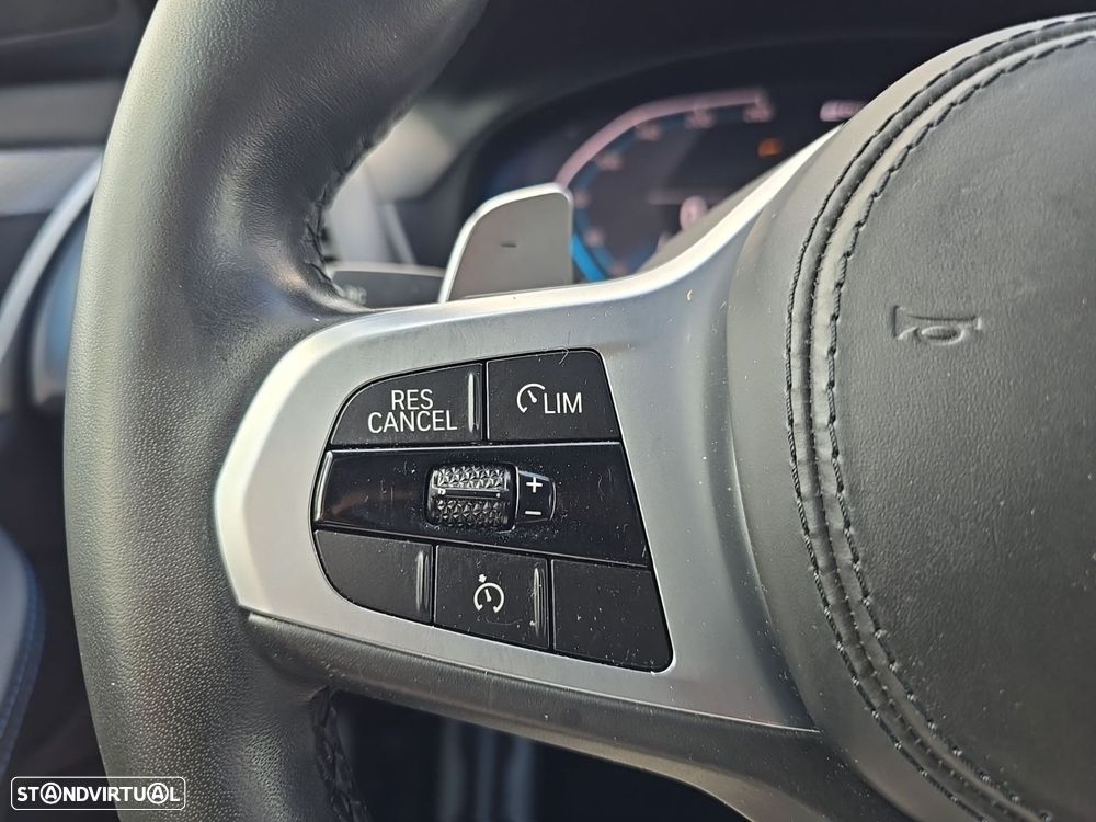 BMW X3 30 e xDrive Pack M - 18