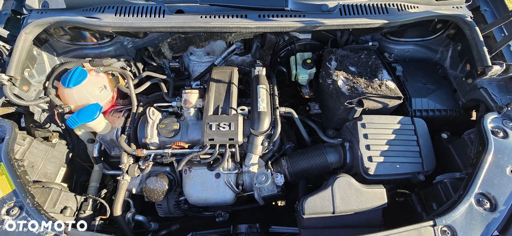 Volkswagen Touran - 24
