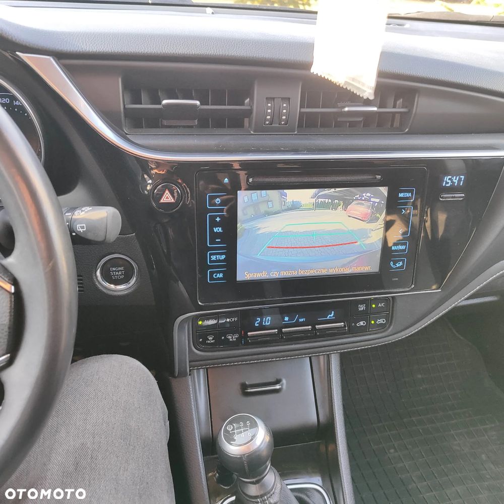 Toyota Auris 1.2 T Dynamic - 23