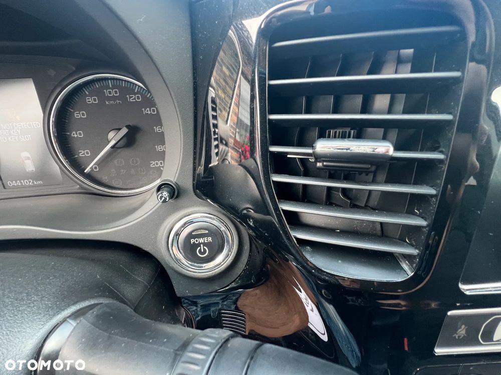 Mitsubishi Outlander 2.4 4WD - 21
