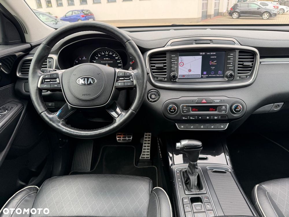 Kia Sorento 2.2 CRDi AWD GT Line - 28