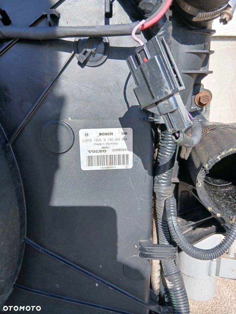 PAS PRZEDNI CZOŁÓWKA KOMPLETNA VOLVO S60 I ROK 98/04  2,4 D - 6